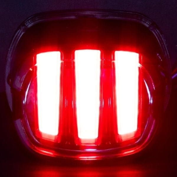 HOGWORKZ® CHROME Ignitez LED Taillight w/Plate Light - Image 3