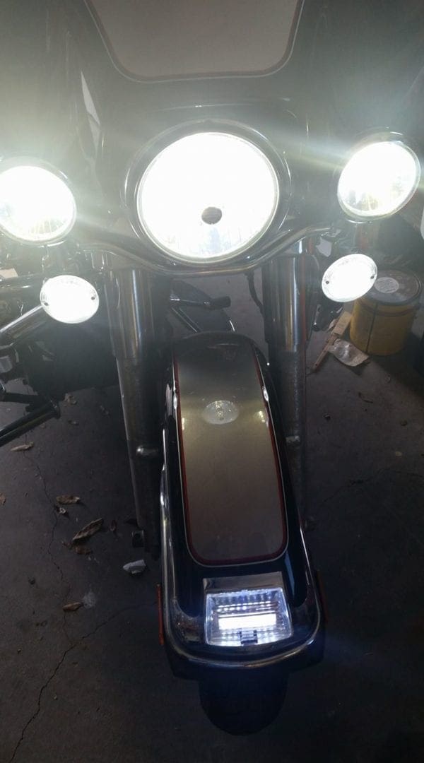 White Fender Tip LED 1995 - 2013 Electra Glide Ultra Heritage - Image 3