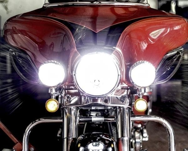 Super Bright 6200 Lm Street Glide, Road King & Cvo 4 LED Combo Dual Headlight Style With Passing/Side Lights. - Image 2